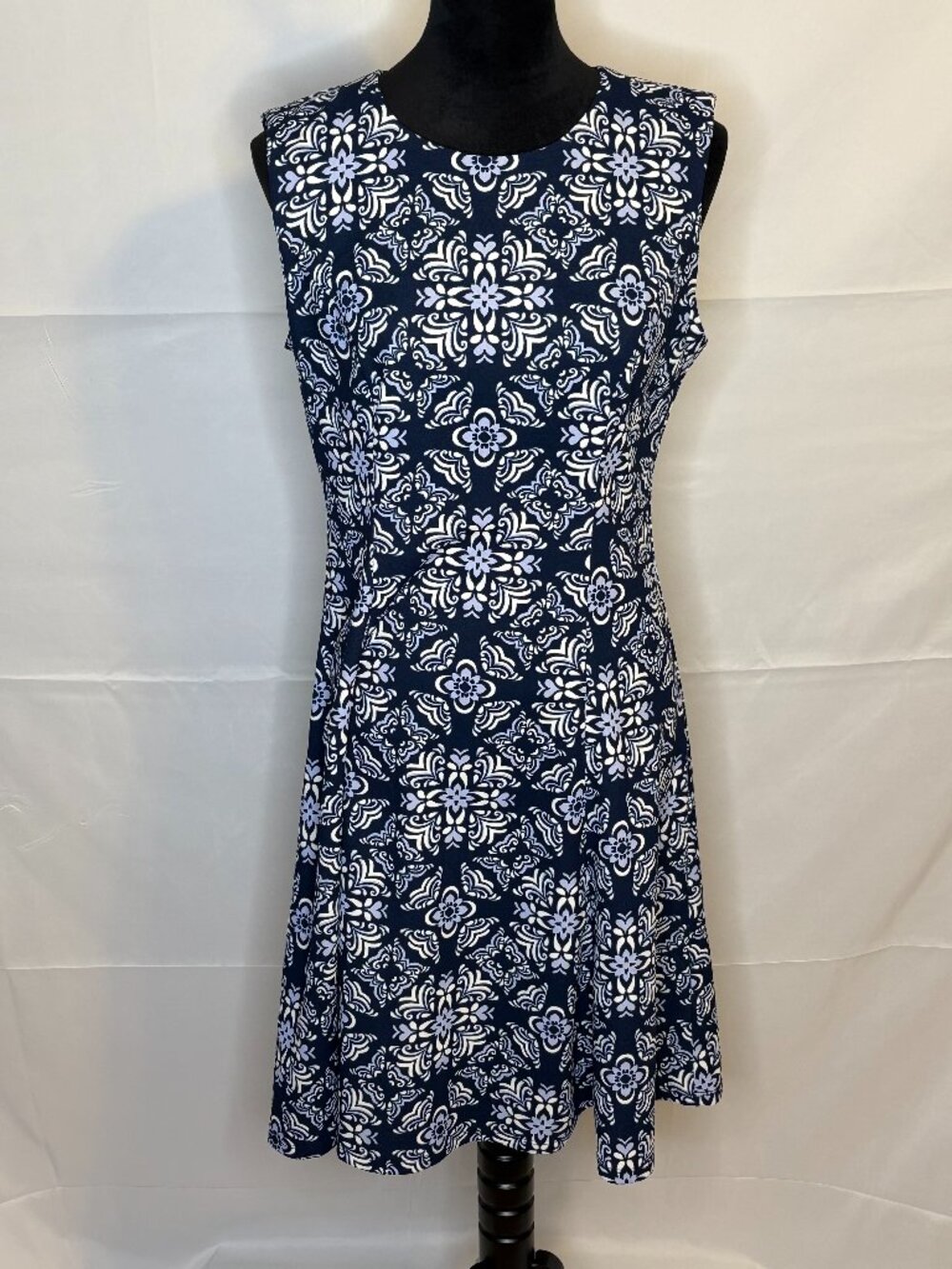 Liz Claiborne Women's Dress Size 6